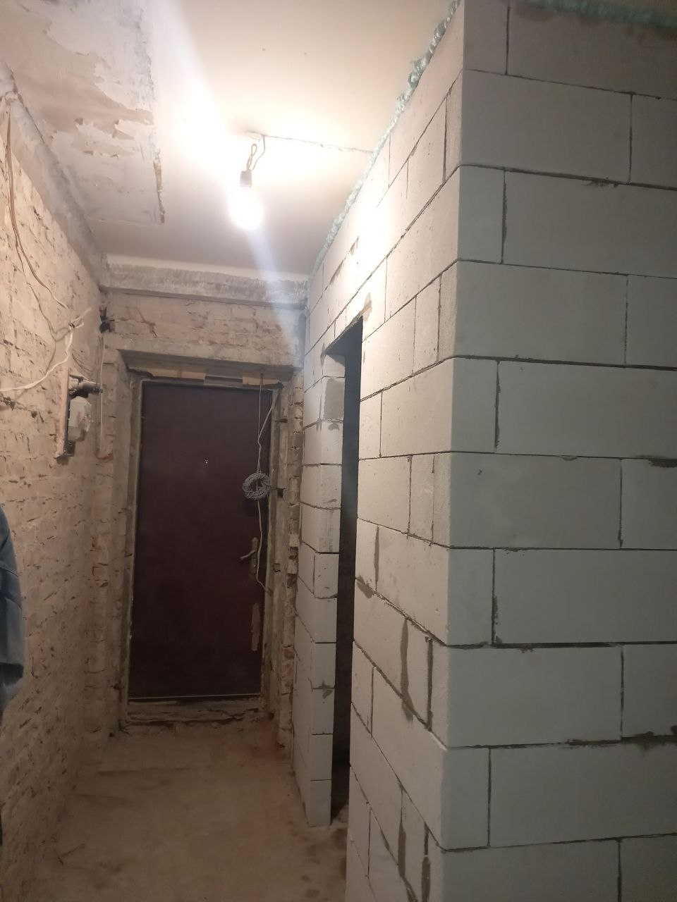 Монтаж перегородок в однокімнатній квартирі 37м2 вул. Антонова ЗА