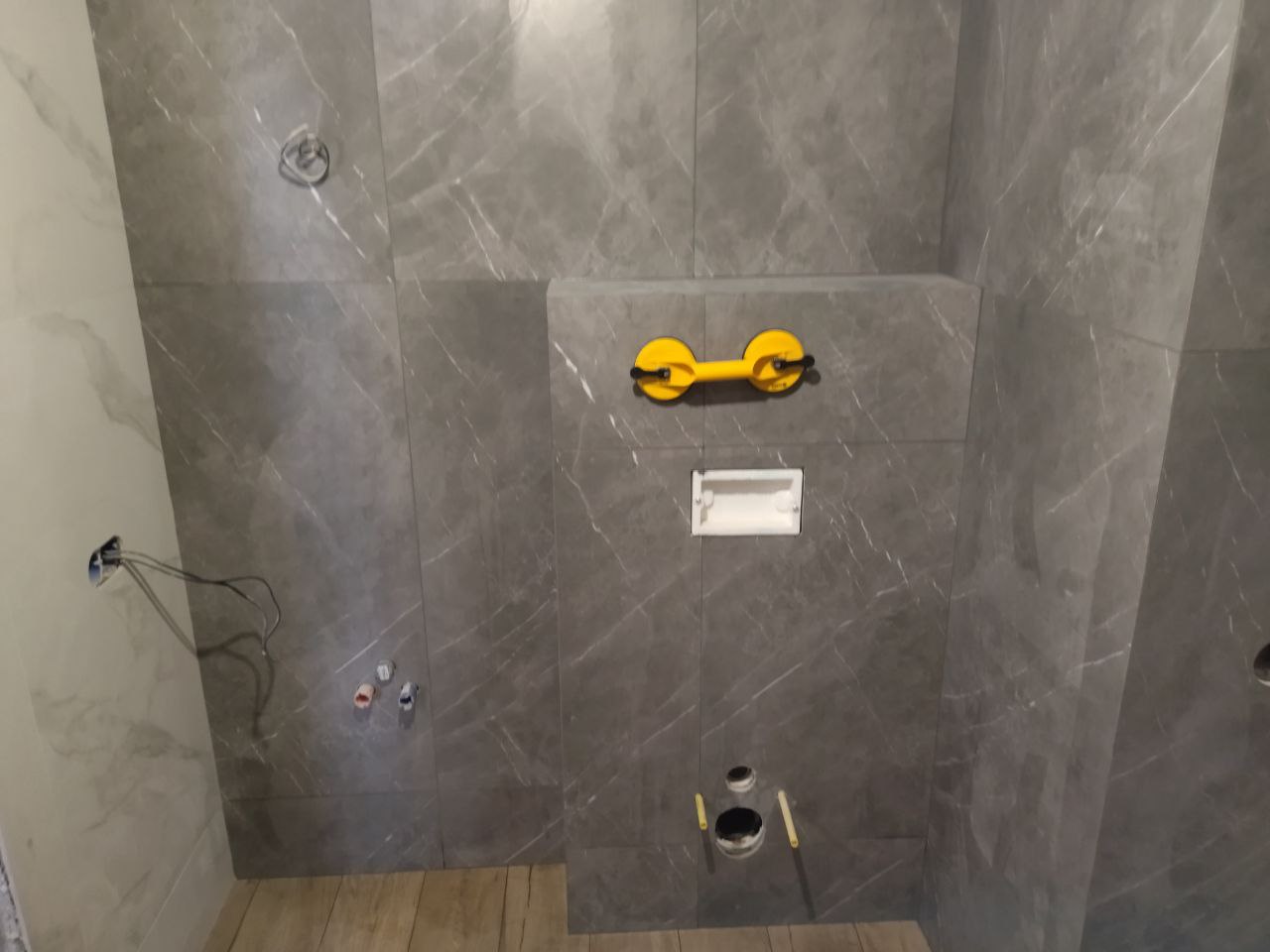 Плиточные работы в однокомнатной квартире 33,5м² ЖК Новая Англия