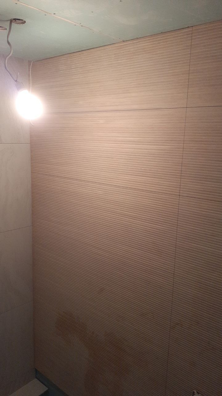 Плиточные работы в двухкомнатной квартире 67м² на ул. Донца