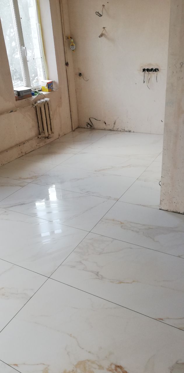 Плиточные работы в двухкомнатной квартире 67м​² на ул. Донца