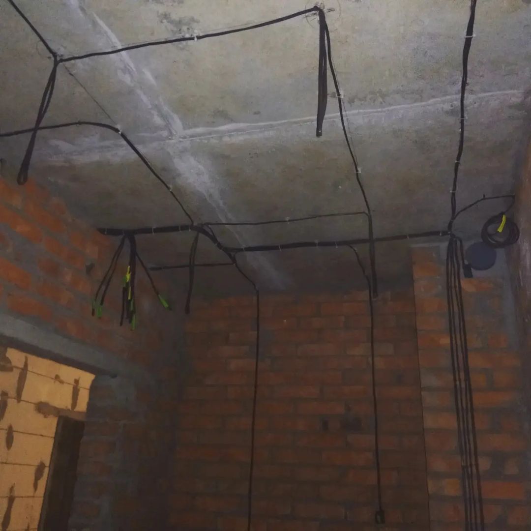 Электромонтаж в однокомнатной квартире 42м2 в ЖК Республика