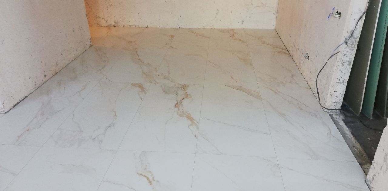 Плиточные работы в двухкомнатной квартире 67м​² на ул. Донца