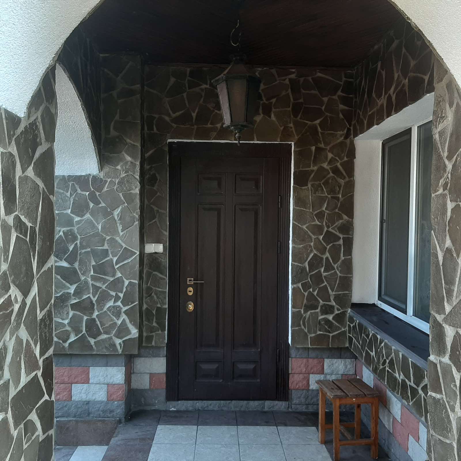 Плиточные работы в коттедже 102м​² Бортничи