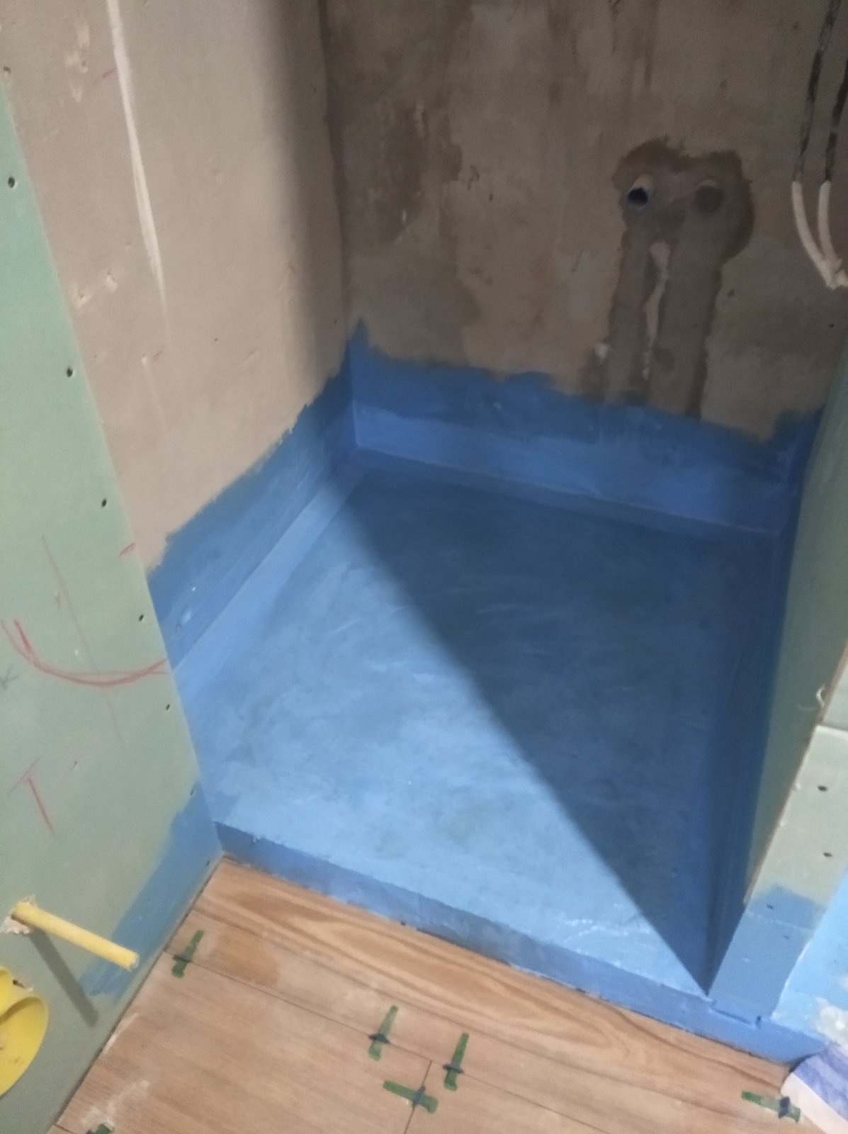 Плиточные работы в однокомнатной квартире 45м² ЖК AGAM