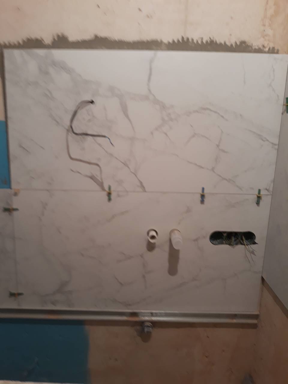 Плиточные работы в однокомнатной квартире 45м² ЖК AGAM