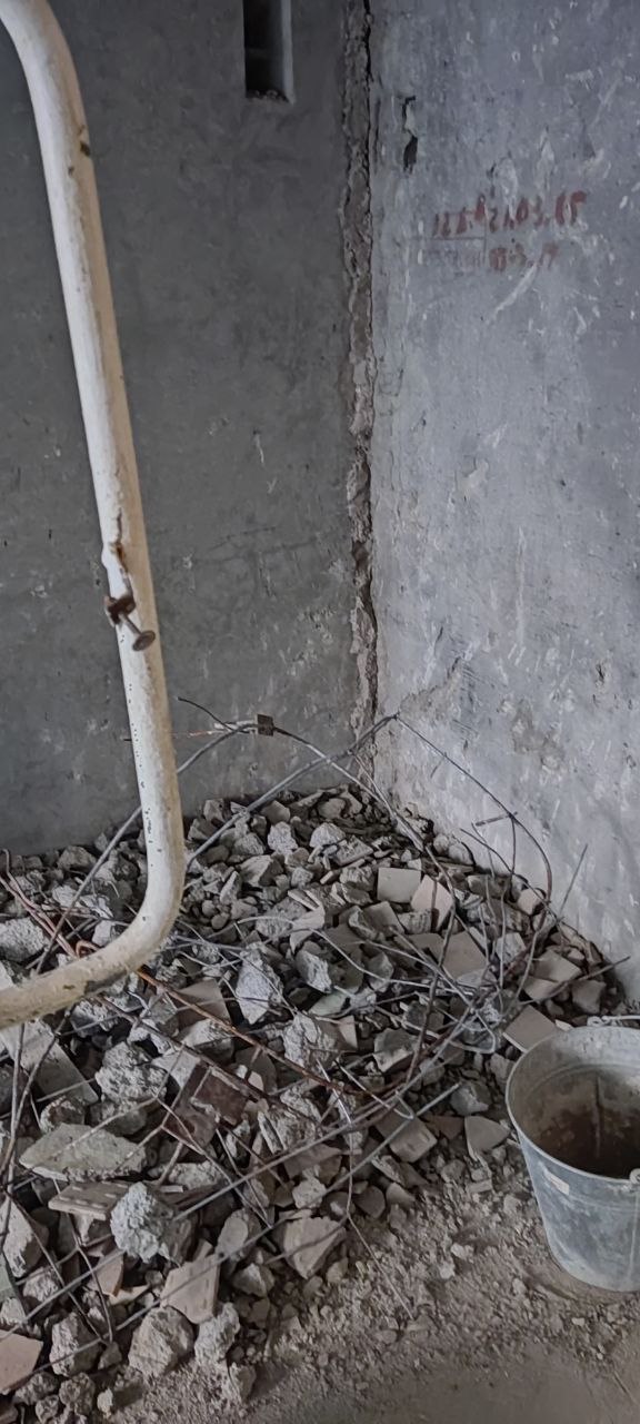 Демонтаж бетонной тумбы